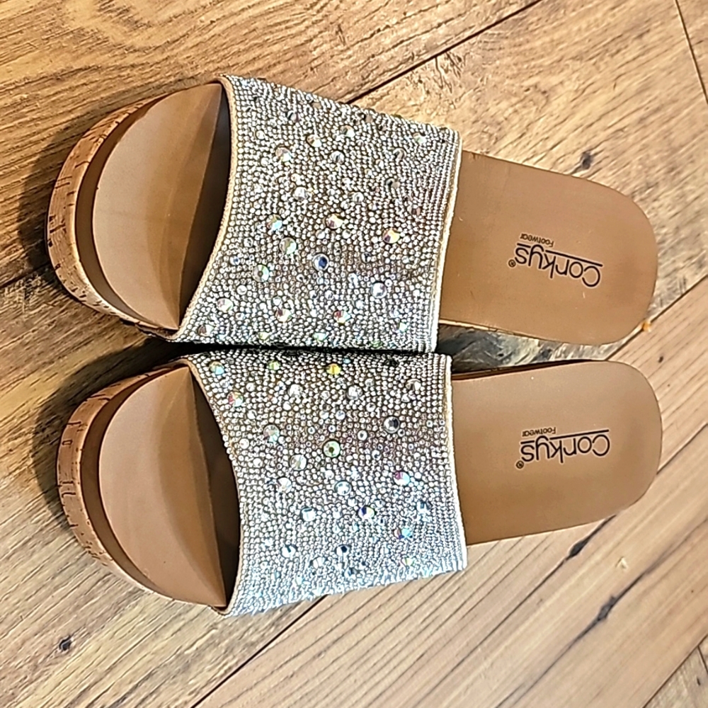 Corkys Wedges - new neverworn.